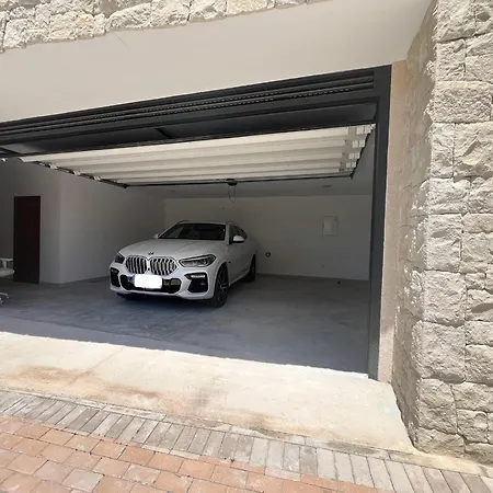 Sea View Luxury *